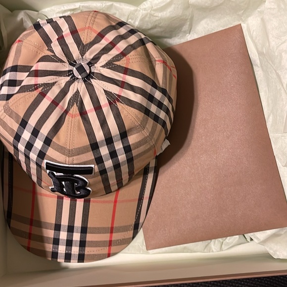 Burberry TB Check Baseball Cap - Picture 5 of 5